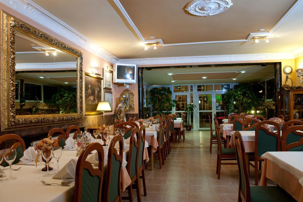 Hotel Vila Tina زغرب المظهر الخارجي الصورة