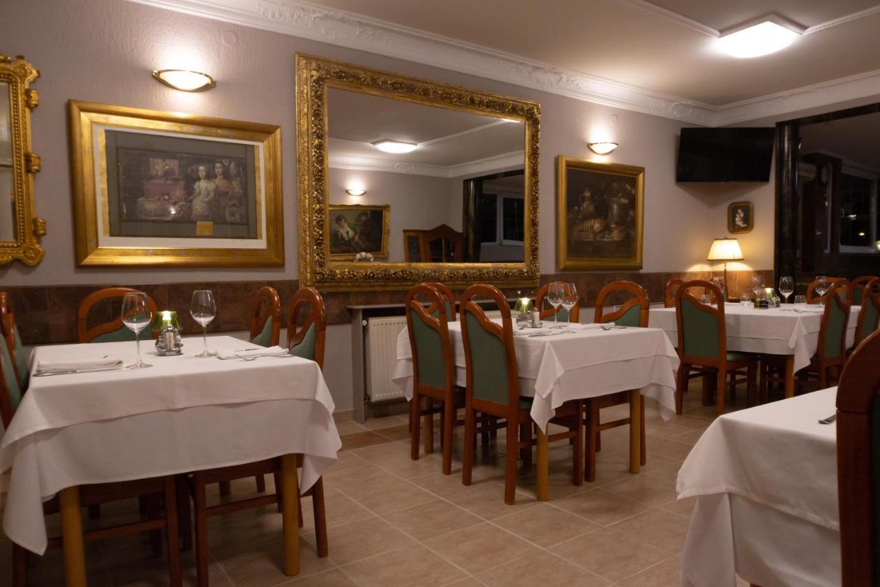 Hotel Vila Tina زغرب المظهر الخارجي الصورة