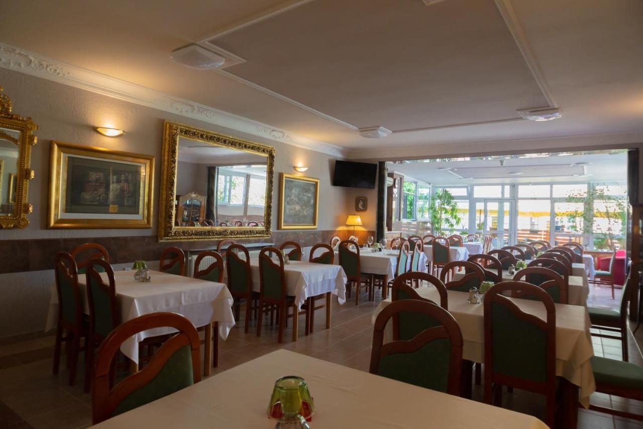 Hotel Vila Tina زغرب المظهر الخارجي الصورة