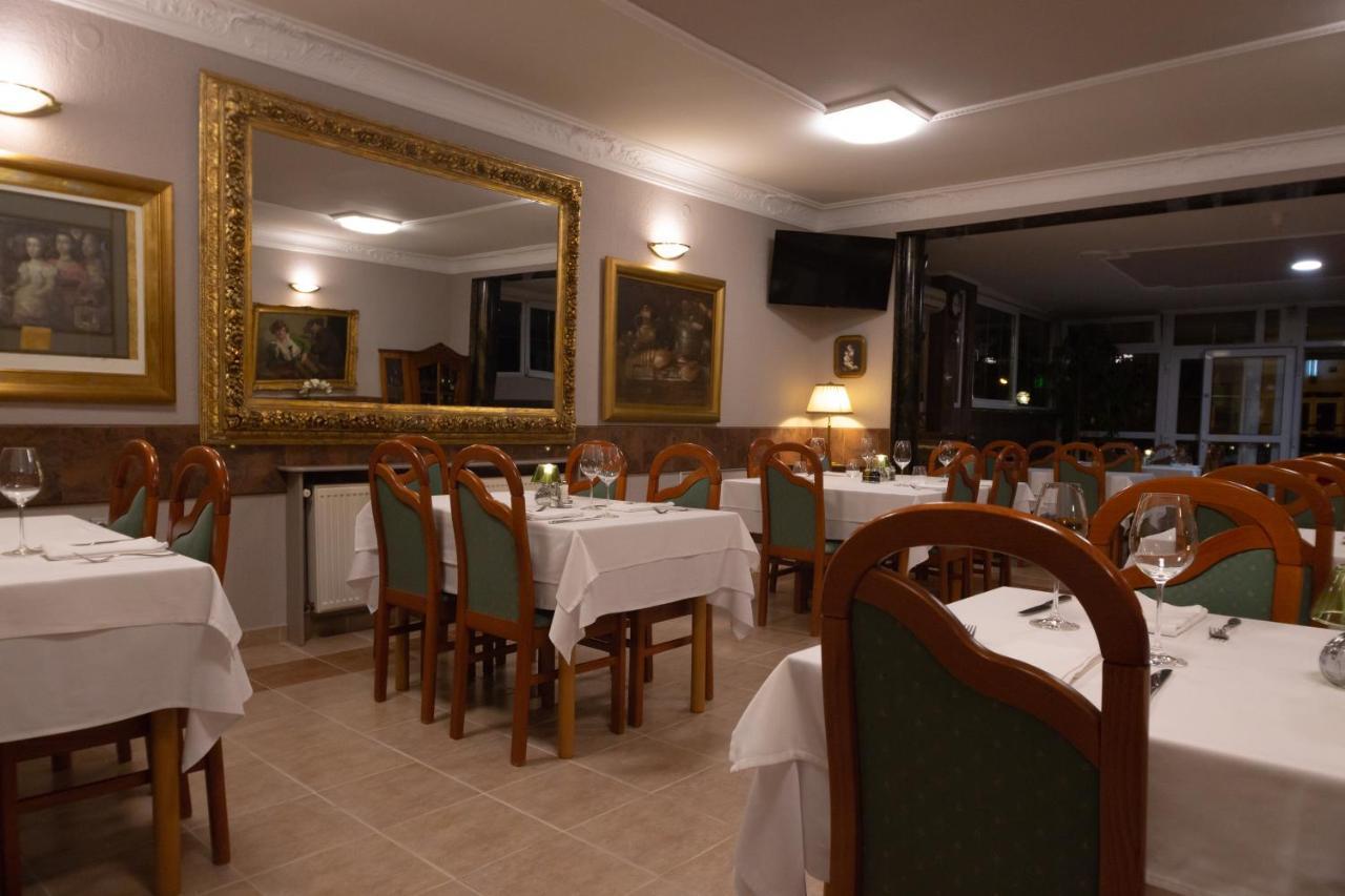 Hotel Vila Tina زغرب المظهر الخارجي الصورة