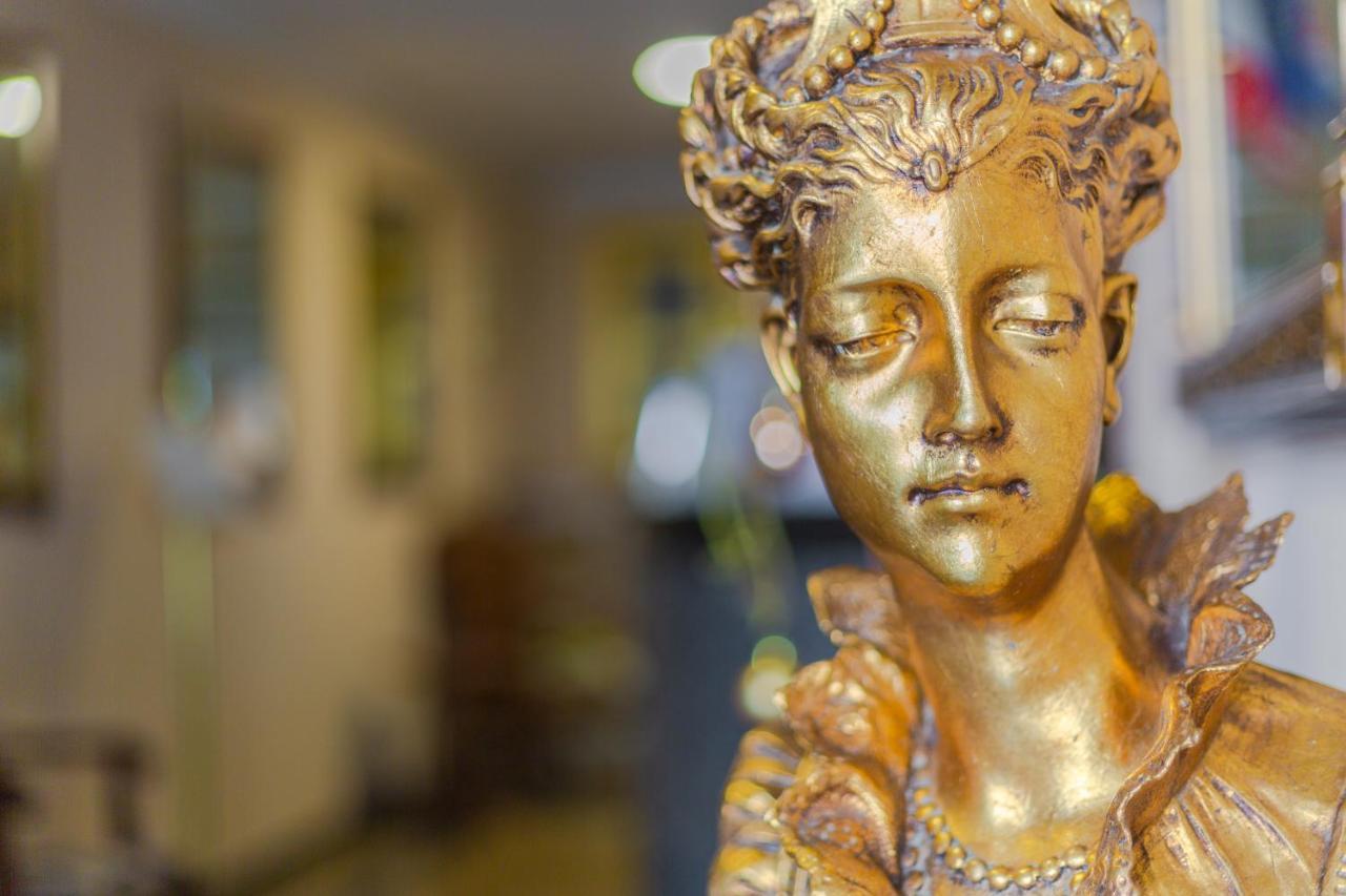 Hotel Vila Tina زغرب المظهر الخارجي الصورة